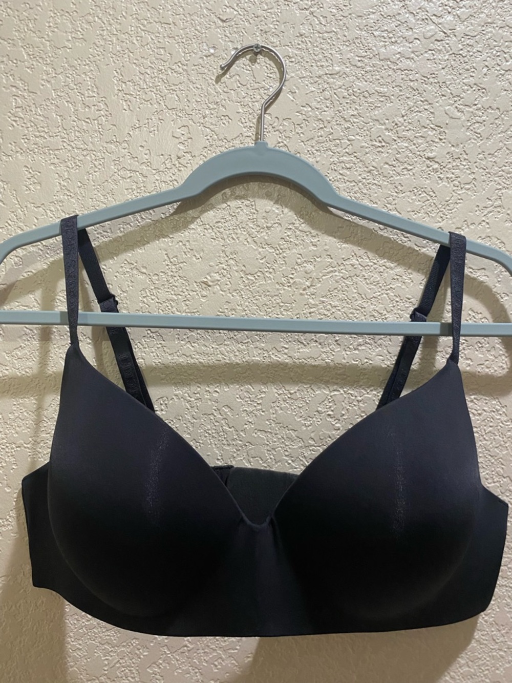 Victoria's Secret Smooth Contour T-Shirt Bra - Black